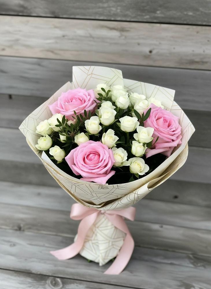 Букет цветов из: Розы в Большой Ирбе