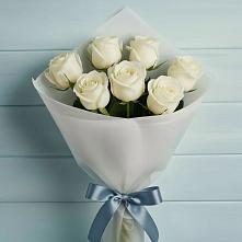 Букет 7 Белых роз Эдлесс Лав в Большой Ирбе