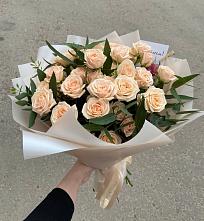 Букет Кремовые розы Латте в Большой Ирбе