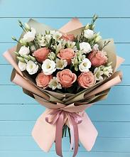 Букет цветов из:  Розы, Альстромерии и Лизиантусы #REPLACE_PRED# Большой Ирбе