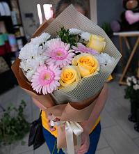 Букет цветов из:  Герберы, Розы и Хризантемы в Большой Ирбе