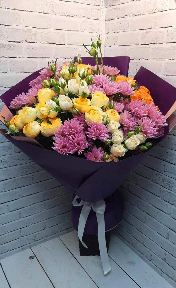 Букет цветов из: Хризантемы и Розы в Большой Ирбе