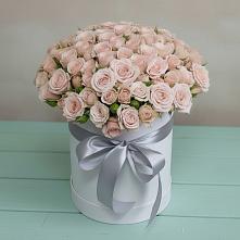 Цветочная композиция из Розы в шляпной коробке в Большой Ирбе