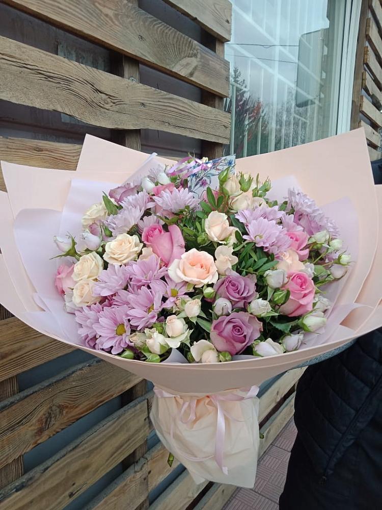 Букет цветов из: Розы и Хризантемы в Большой Ирбе