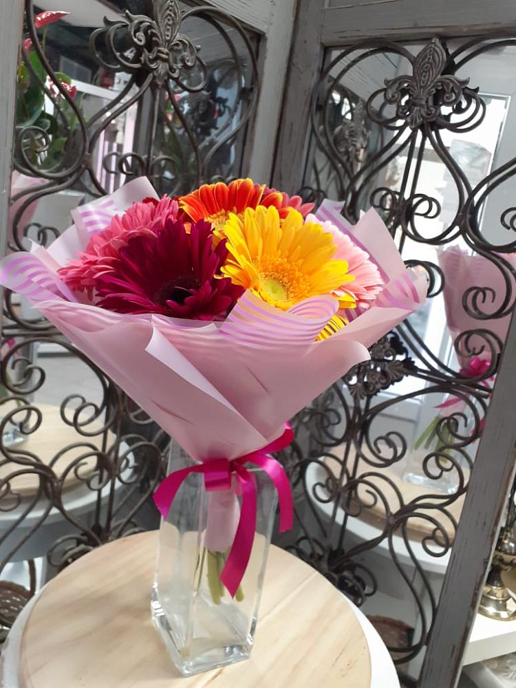 Букет цветов из: Герберы в Большой Ирбе