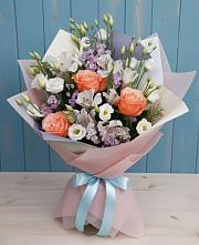 Букет цветов из:  Лизиантусы, Розы, Альстромерии и Гипсофила #REPLACE_PRED# Большой Ирбе