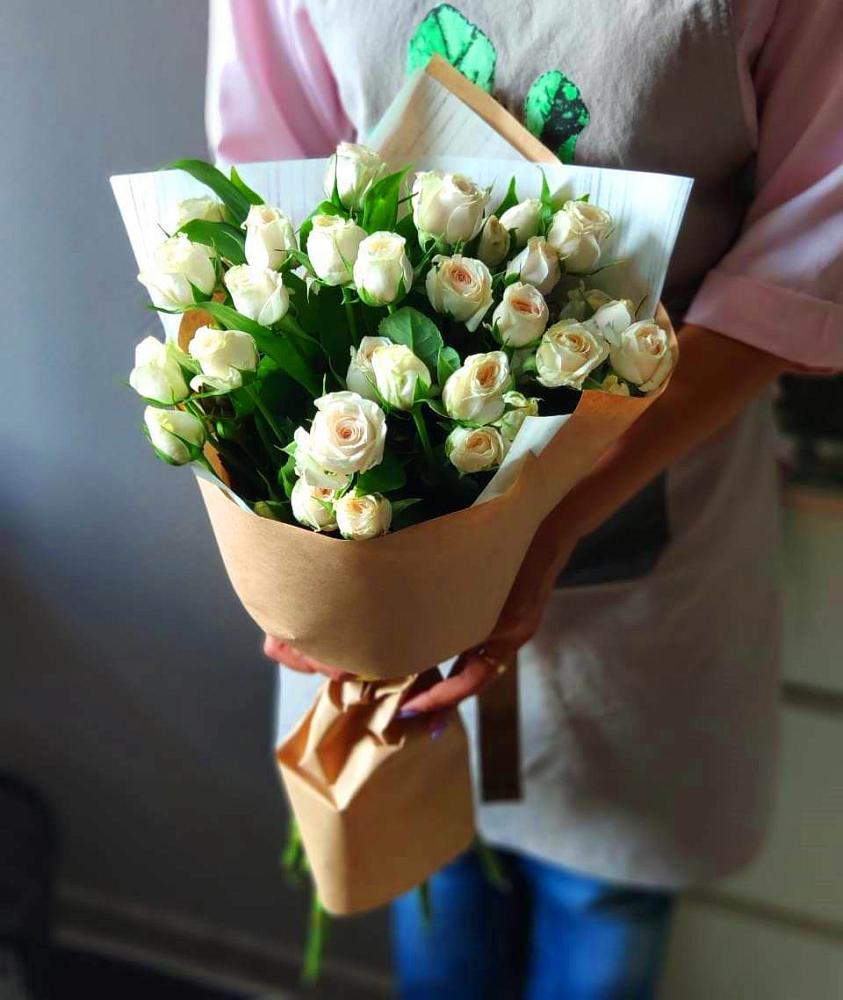 Букет цветов из: Розы в Большой Ирбе