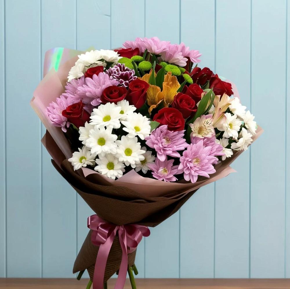 Букет цветов из: Розы, Хризантемы и Альстромерии в Большой Ирбе