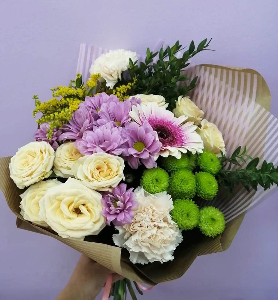 Букет цветов из: Хризантемы, Розы, Гвоздики и Герберы в Большой Ирбе