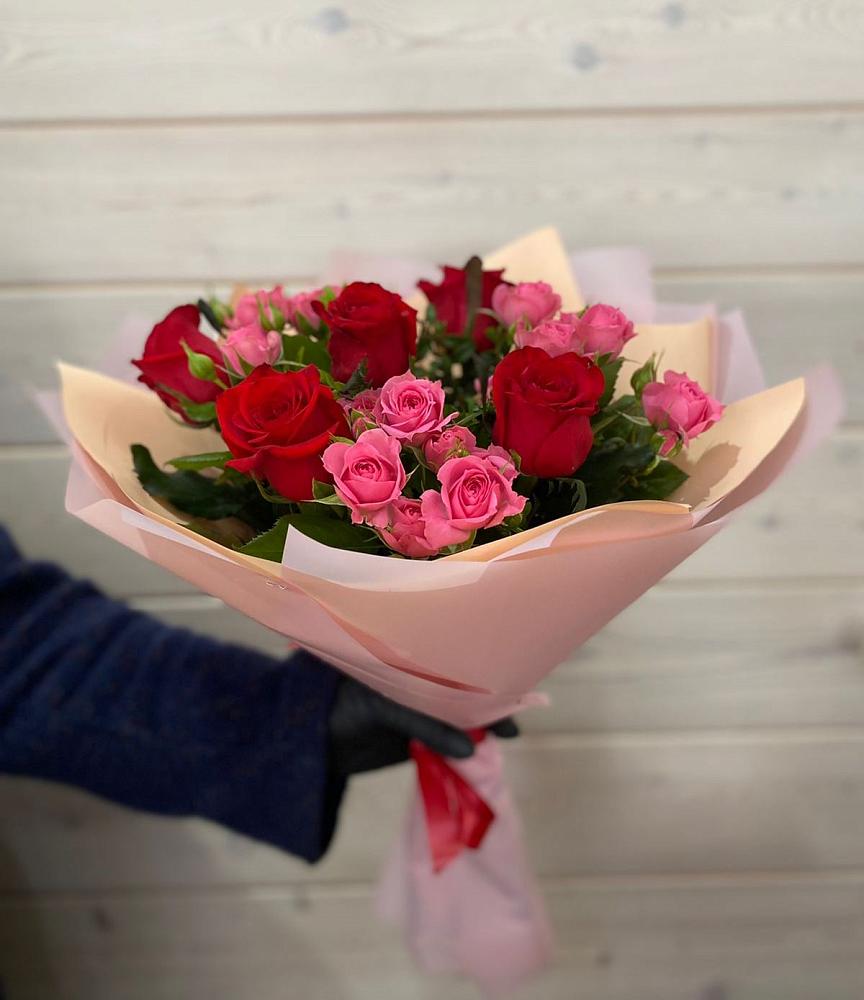 Букет цветов из: Розы в Большой Ирбе
