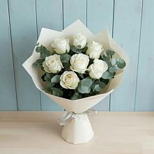 Букет Белые розы в Эвкалипте в Большой Ирбе