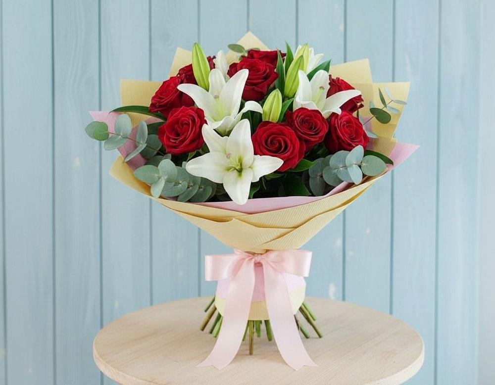 Букет цветов из: Лилии и Розы в Большой Ирбе